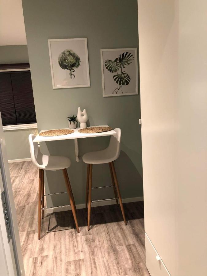 Central studio apartment Stavanger Esterno foto